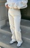 Jeansy o prostej nogawce ivory